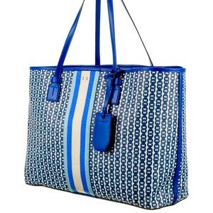 Tory Burch 💙